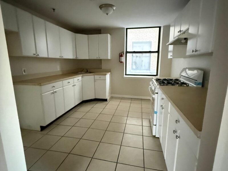 115 Elizabeth Ave Newark, NJ 07108