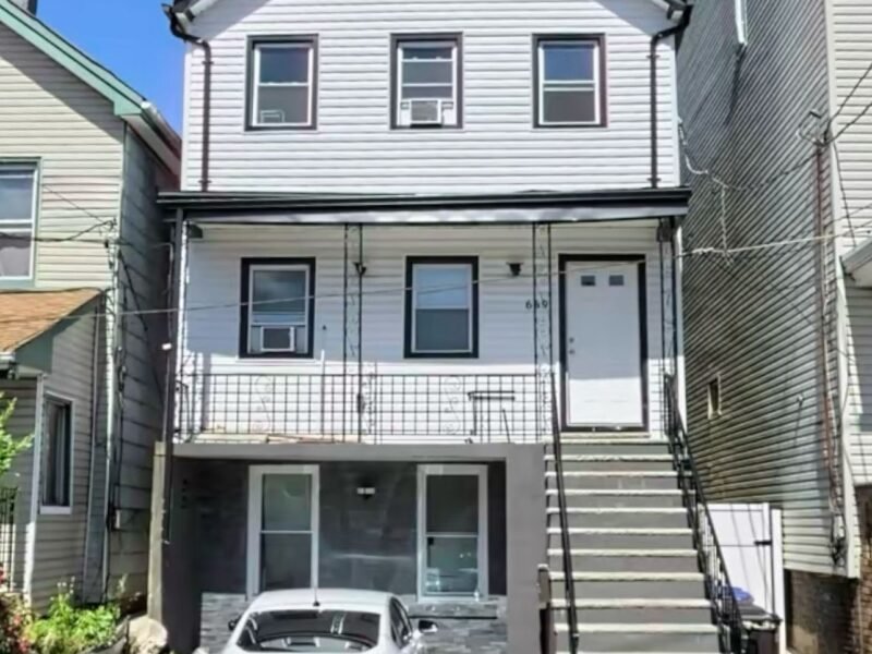 669 Summit Ave Jersey City, NJ 07306 Estados Unidos