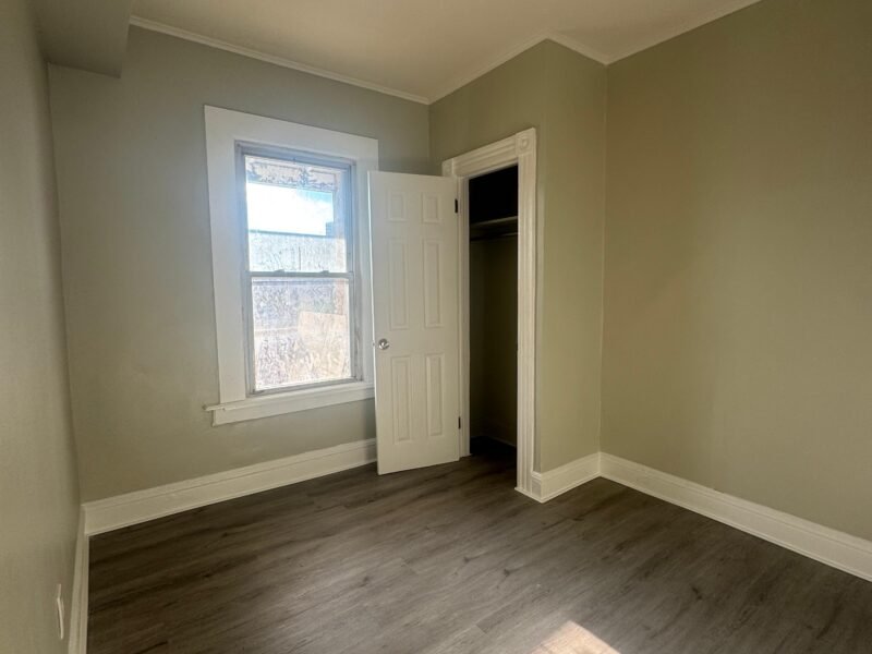 556 E 18th St Paterson, NJ 07514