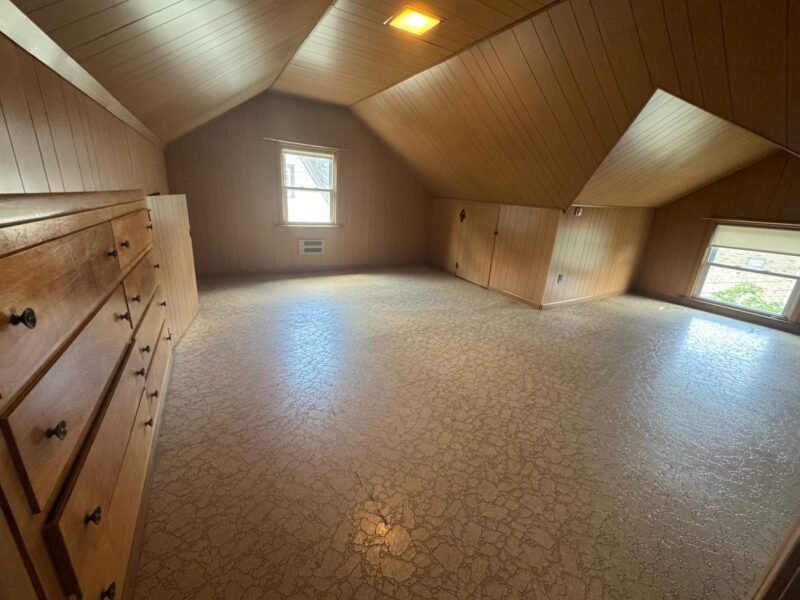 113 Gesner St, Linden, NJ 07036