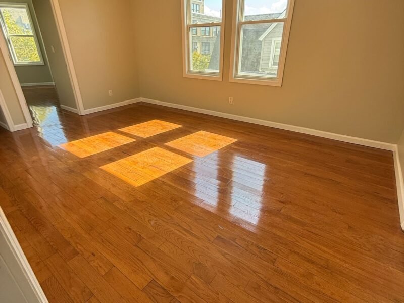 893 Hunterdon St Newark, NJ 07112