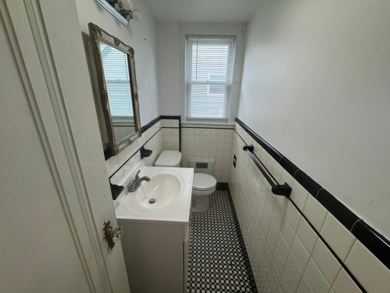 113 Gesner St, Linden, NJ 07036