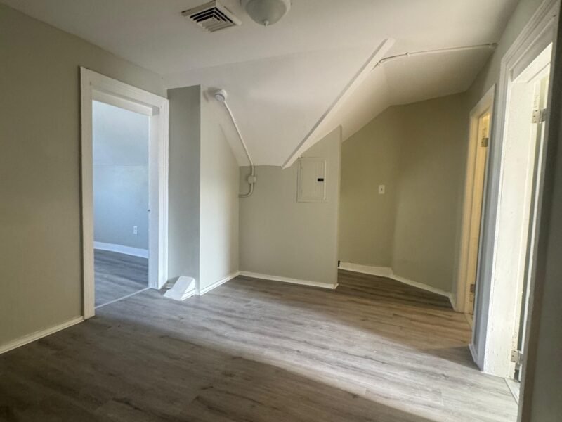 556 E 18th St Paterson, NJ 07514