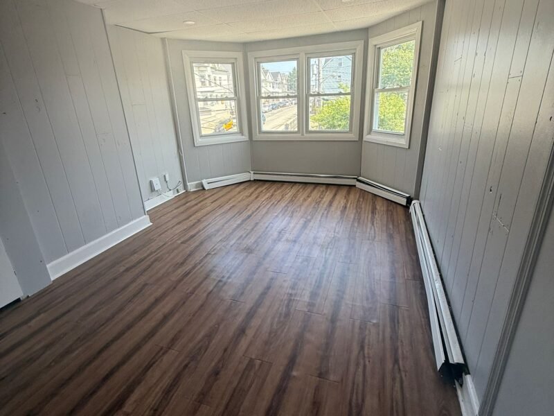 71 Haledon Ave Paterson, NJ 07522