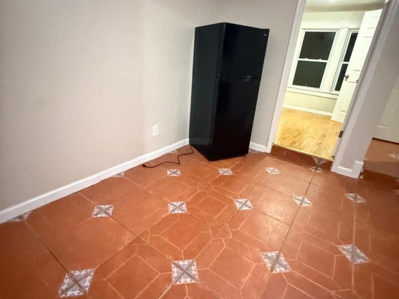 114 Chadwick Ave Newark, NJ 07108