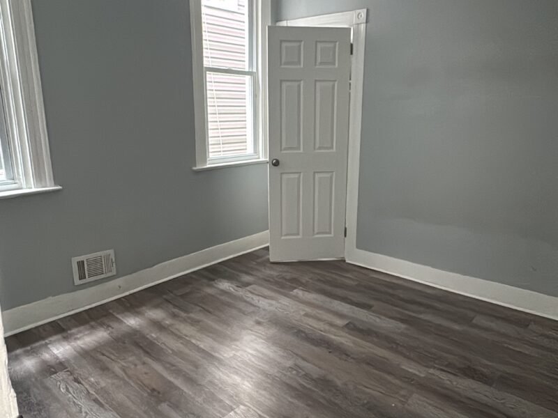 9 NEW ST EAST ORANGE 07017