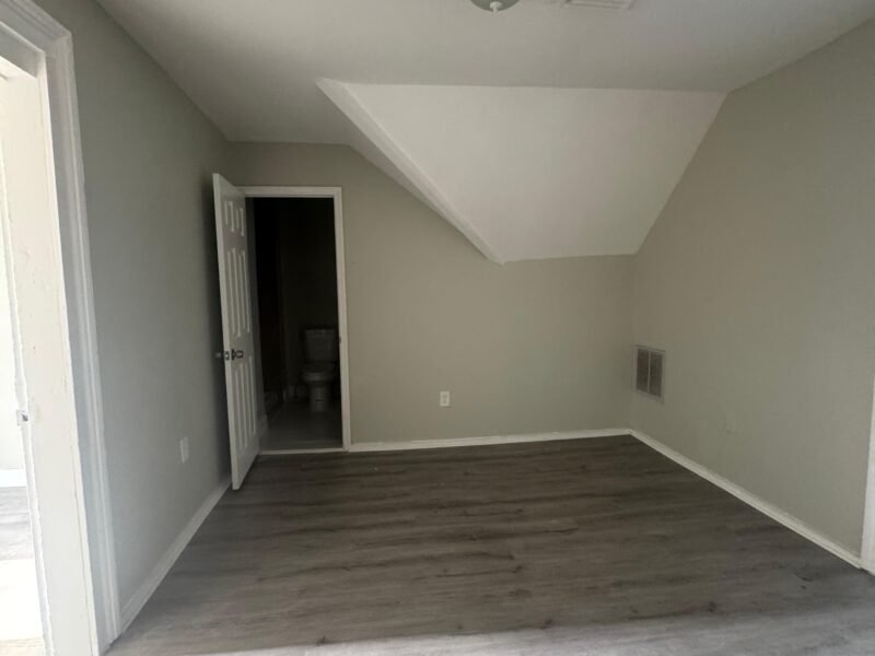 556 E 18th St Paterson, NJ 07514