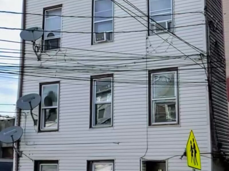 93 Spruce St Paterson, NJ 07501 Estados Unidos