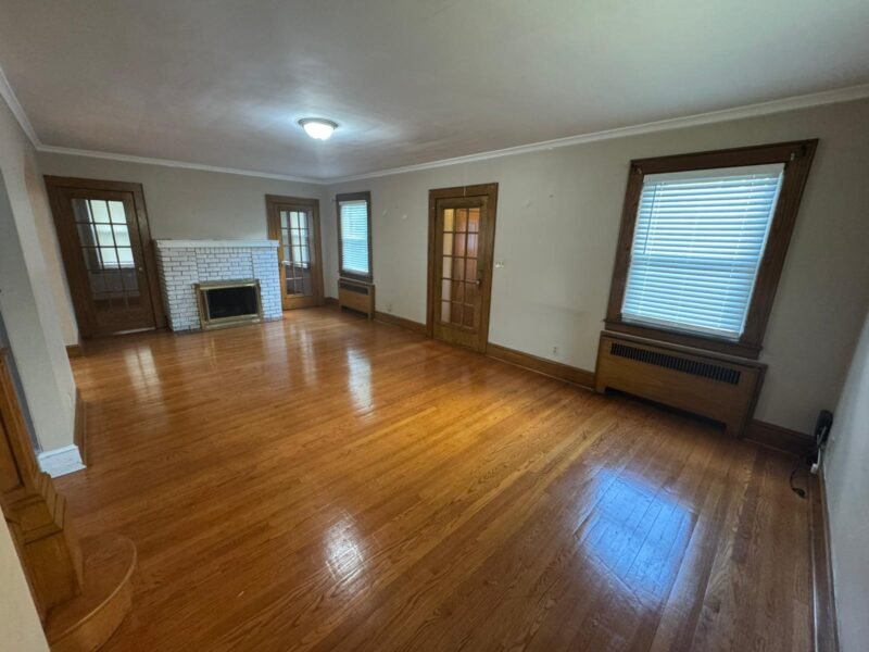 113 Gesner St, Linden, NJ 07036