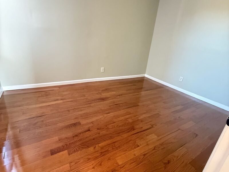 893 Hunterdon St Newark, NJ 07112