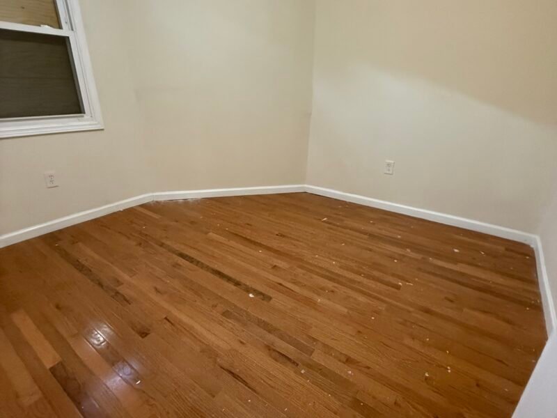 826 S 15th St Newark, NJ 07108