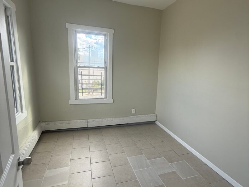 APARTAMENTO DISPONIBLE