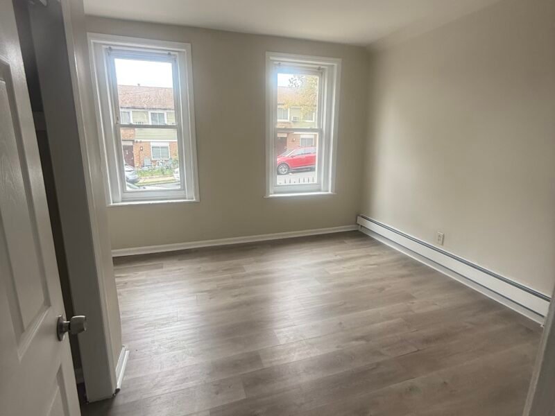 SOLO CON UN MES DE DESPOSITO