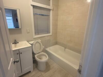 SOLO CON UN MES DE DESPOSITO