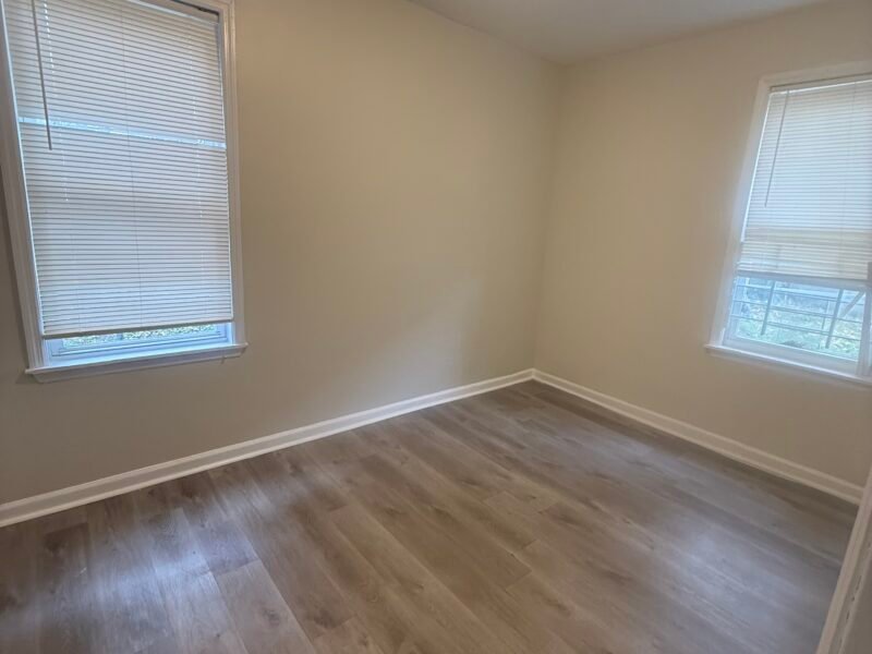 SOLO CON UN MES DE DESPOSITO