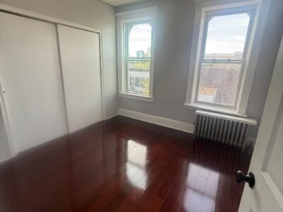 90 Lake St, Jersey City, NJ 07306