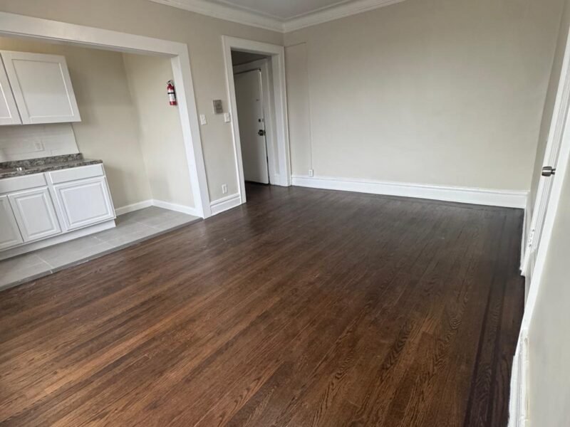 24 S Grove St, East Orange