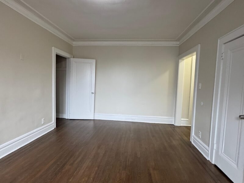 24 S Grove St, East Orange