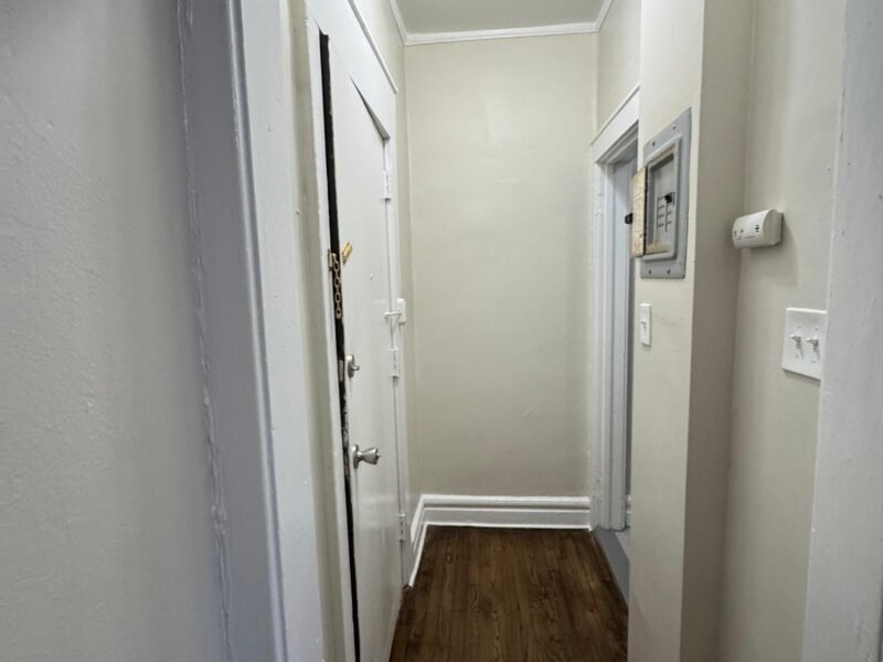 24 S Grove St, East Orange