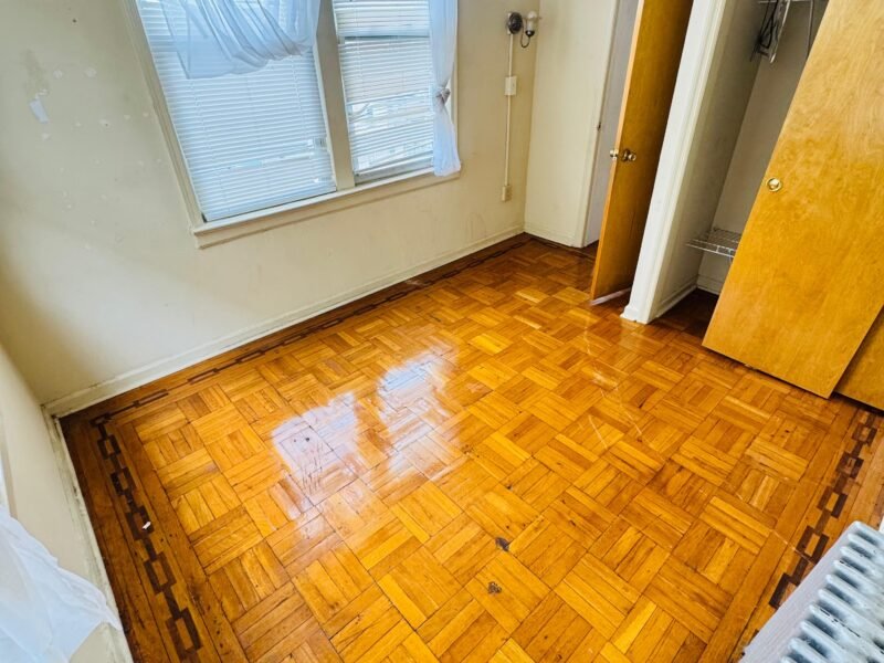 383 Clifton Ave, Newark