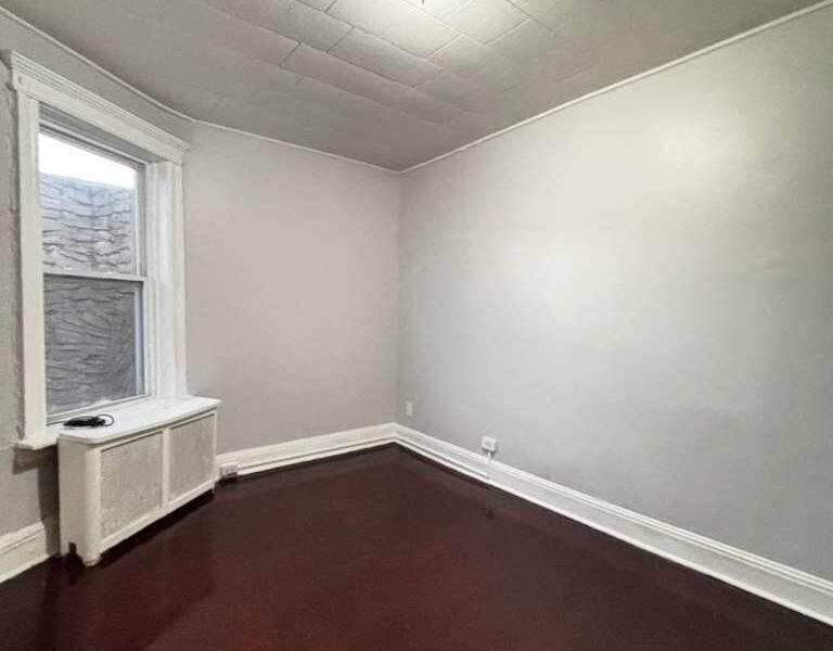 90 Lake St, Jersey City