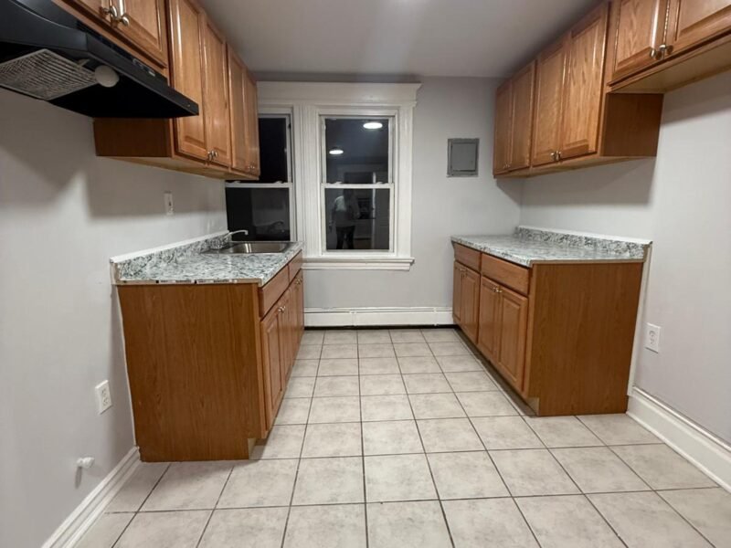 75 N 15th St, East Orange