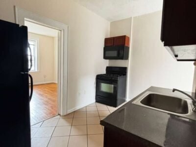 393 13th Ave, Newark