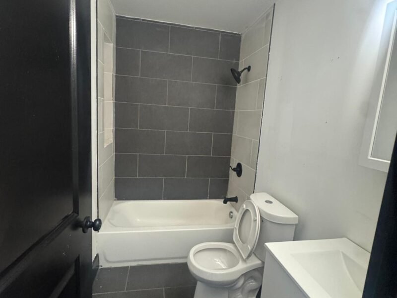 11 Thomas St, Newark