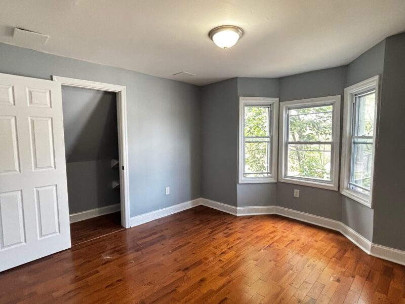 18 N 19th St, East Orange