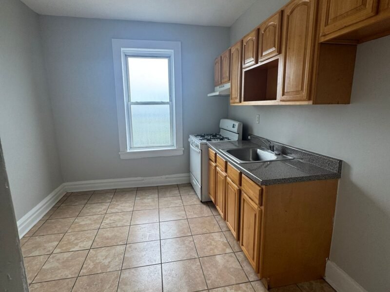 75 N 7th St, Newark, NJ 07107