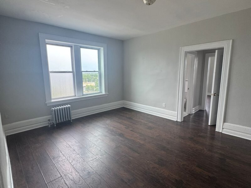 75 N 7th St, Newark, NJ 07107