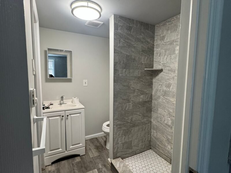 275 N 10th St, Newark