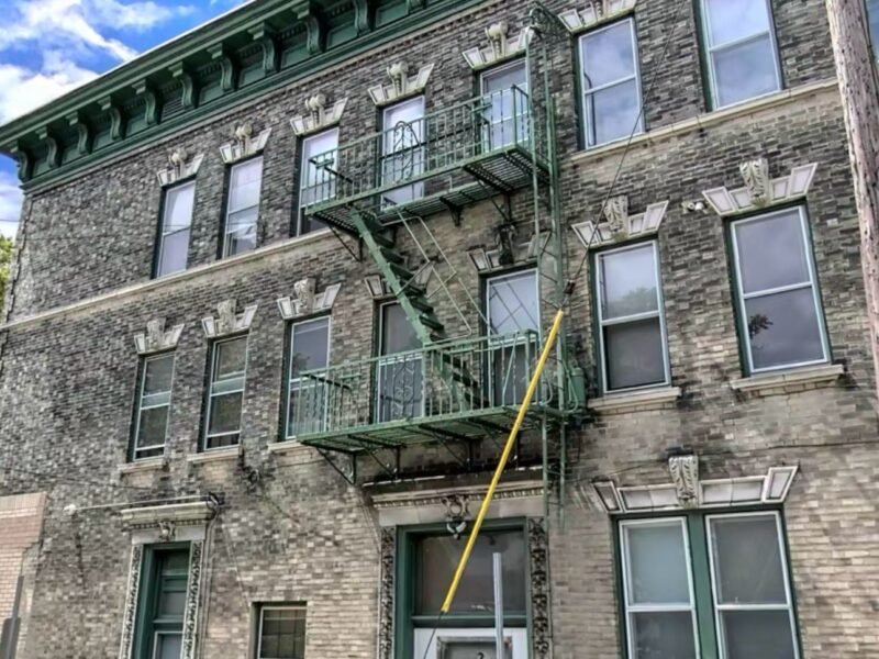 3 Warner Ave, Jersey City