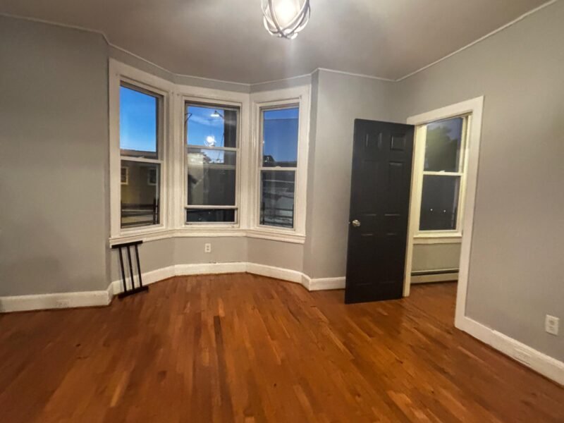 DEPARTAMENTO 3 HABITACIONES 1 BAÑO