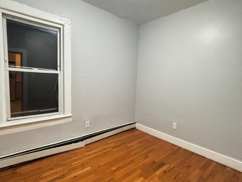 DEPARTAMENTO 3 HABITACIONES 1 BAÑO