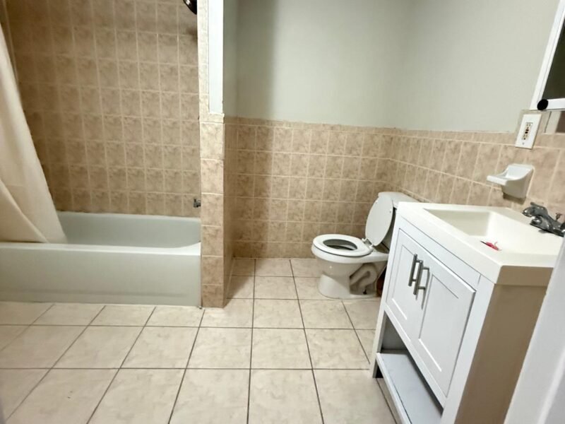 114 Chadwick Ave Newark, NJ 07108