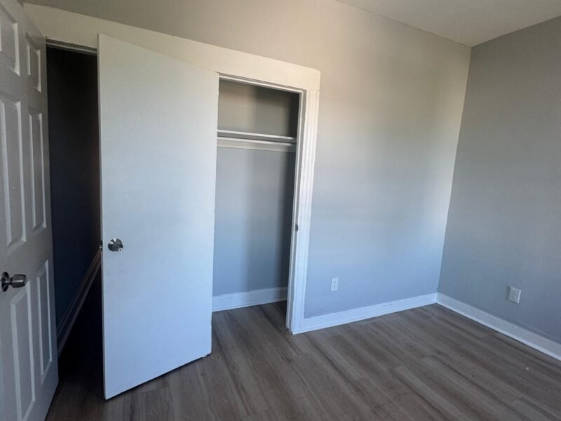 141 Park Ave Newark, NJ 07104