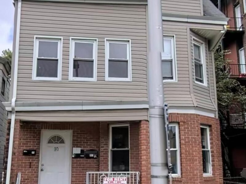 10 N 19th St East Orange, NJ 07017 Estados Unidos