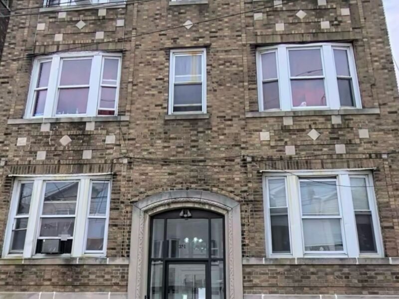 351 Forrest St, Jersey City