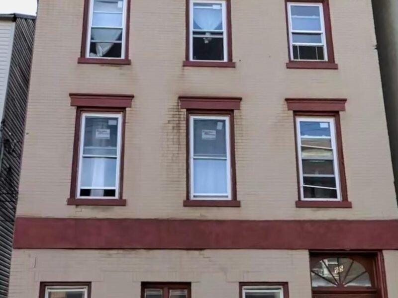 93 Spruce St, Paterson