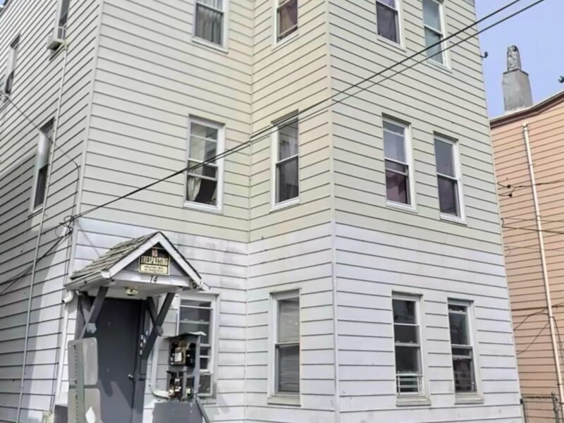 12 Rosa Parks Blvd, Paterson