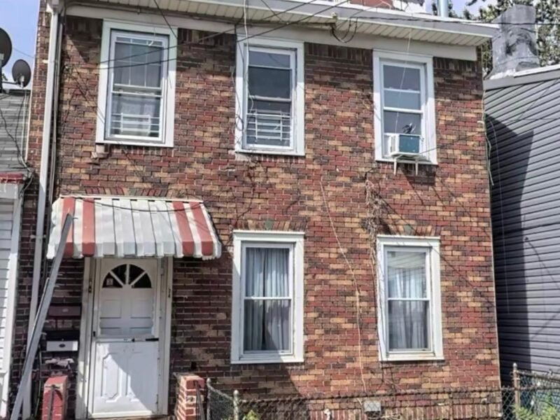 74 Chestnut St, Paterson