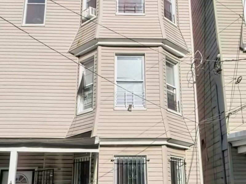 426 S 17th St Newark, NJ 07103 Estados Unidos