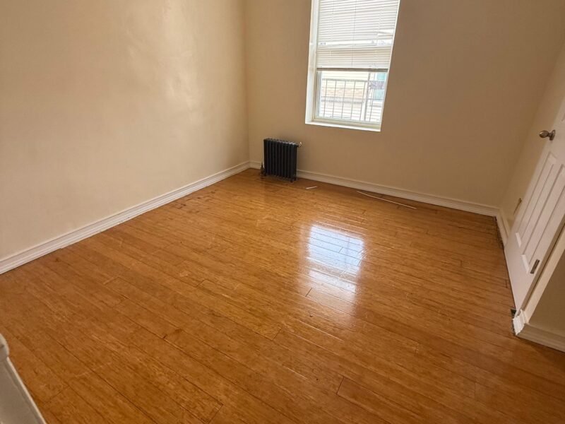 8 Monticello Ave Newark, NJ 07106