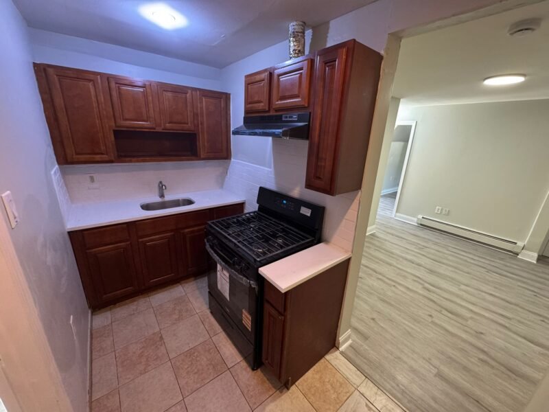 24 N 5th St Newark, NJ 07107, ESTADOS UNIDOS