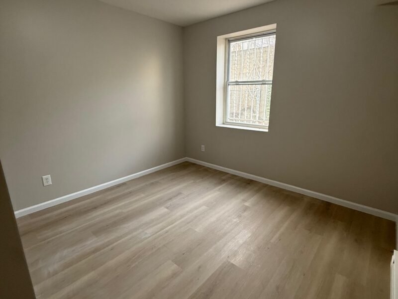 105 Aldine St Newark, NJ 07112