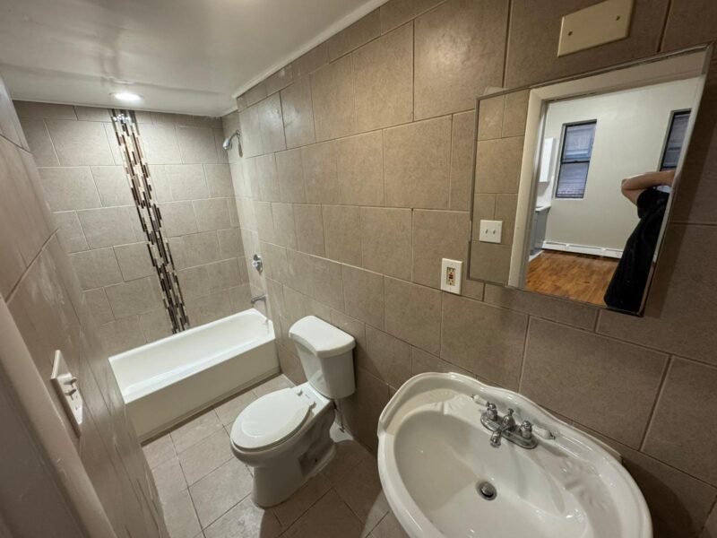 246 Roseville Ave Newark, NJ 07107, ESTADOS UNIDOS