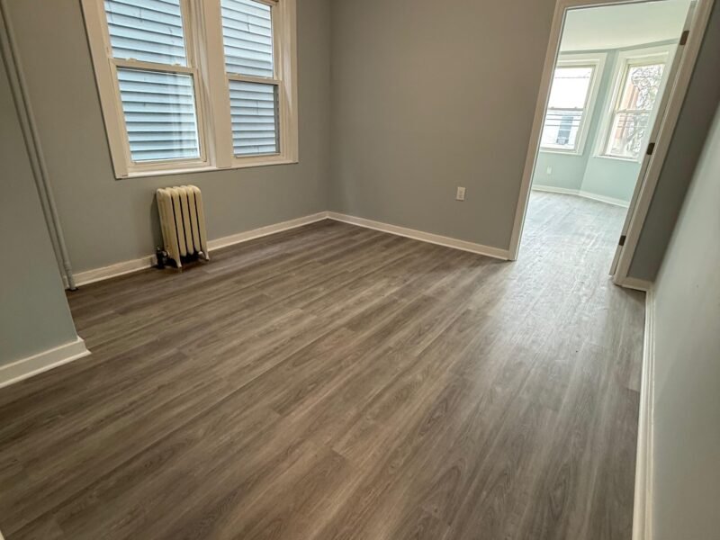 99 Brookdale Ave Newark, NJ 07106