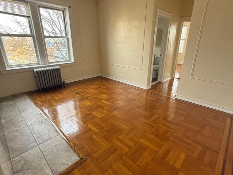 8 Monticello Ave Newark, NJ 07106