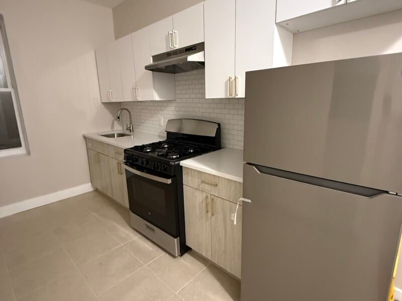 856 S 16th St Newark, NJ 07108